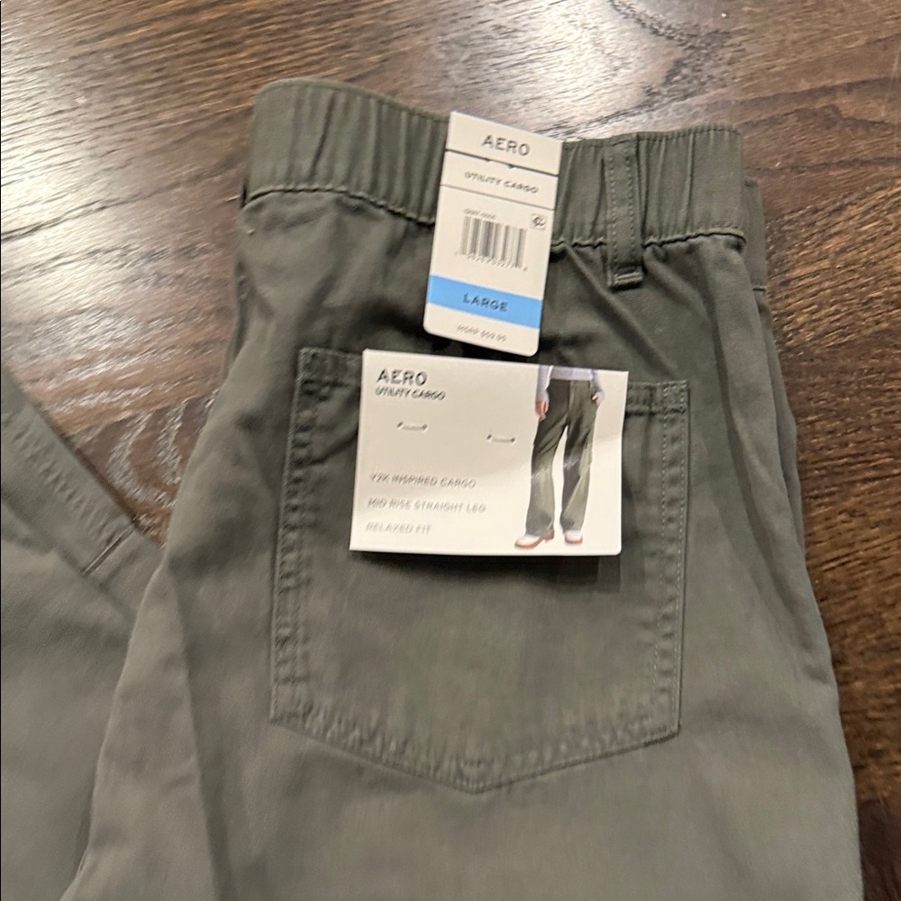 Aeropostale Women’s Green Cargo Pants Utility Pocket Elastic Waist Size medium - Picture 5 of 8